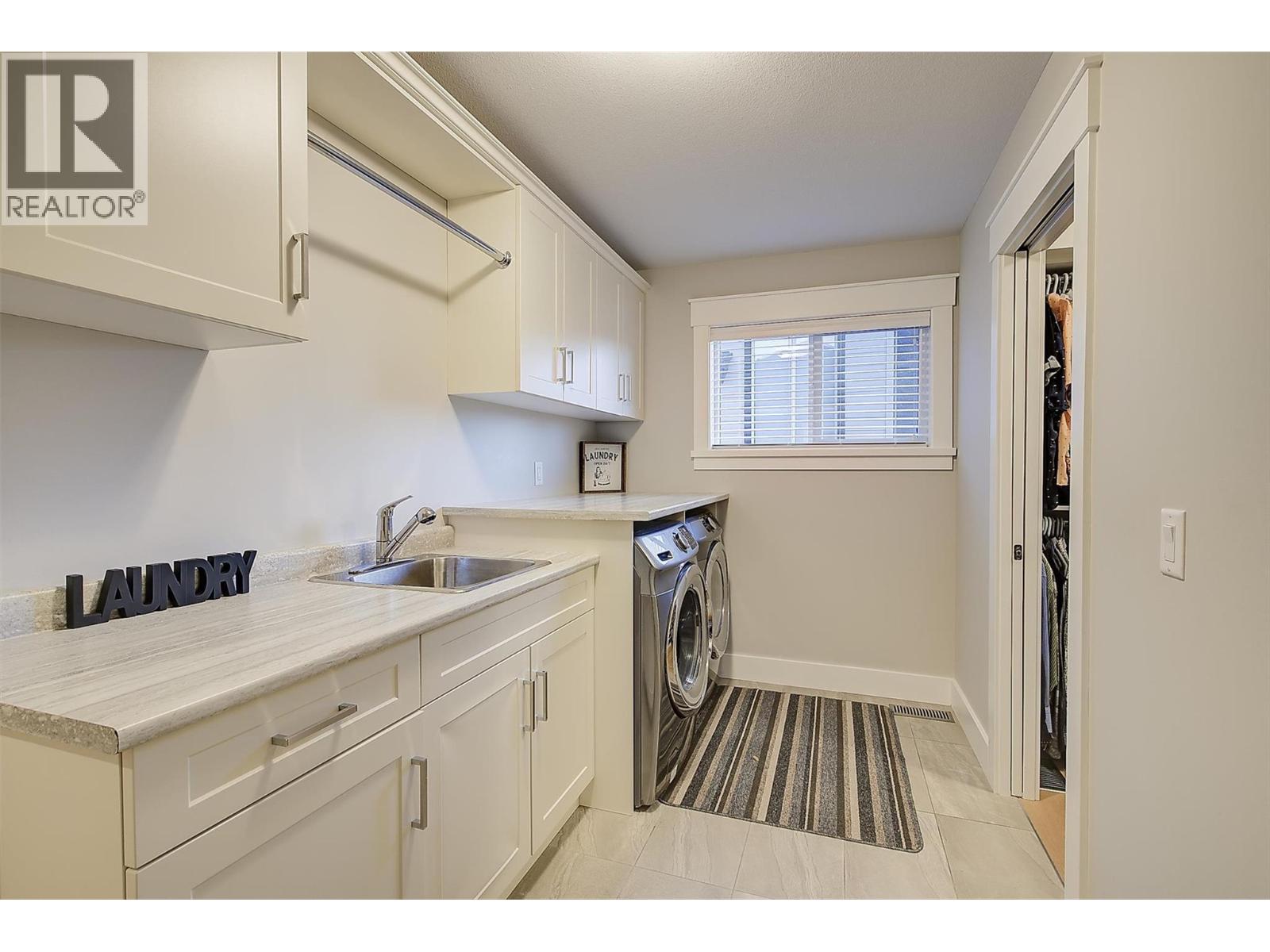 5499 Mountainside Drive, Kelowna, British Columbia  V1W 5G4 - Photo 60 - 10372243