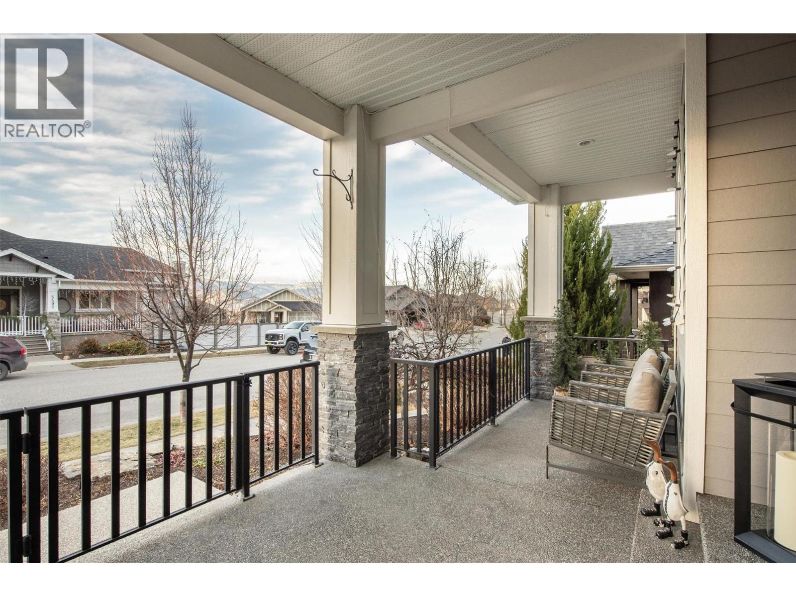 5499 Mountainside Drive, Kelowna, British Columbia  V1W 5G4 - Photo 7 - 10372243