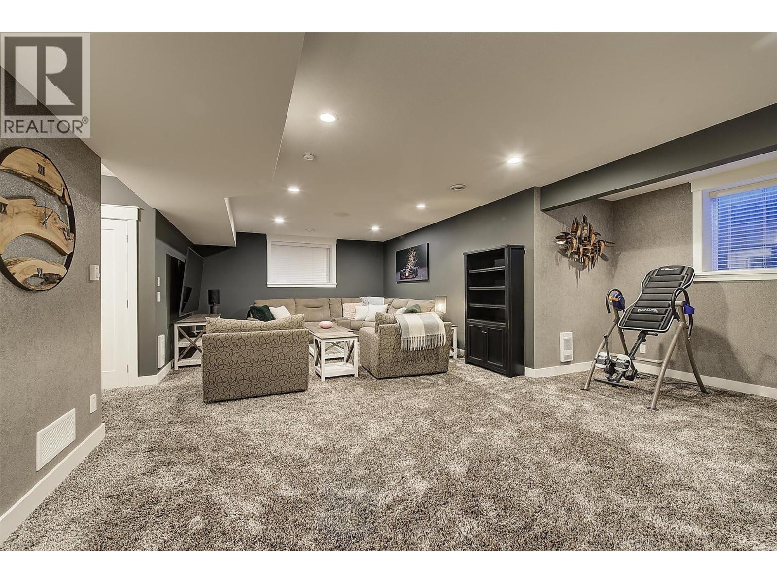 5499 Mountainside Drive, Kelowna, British Columbia  V1W 5G4 - Photo 70 - 10372243