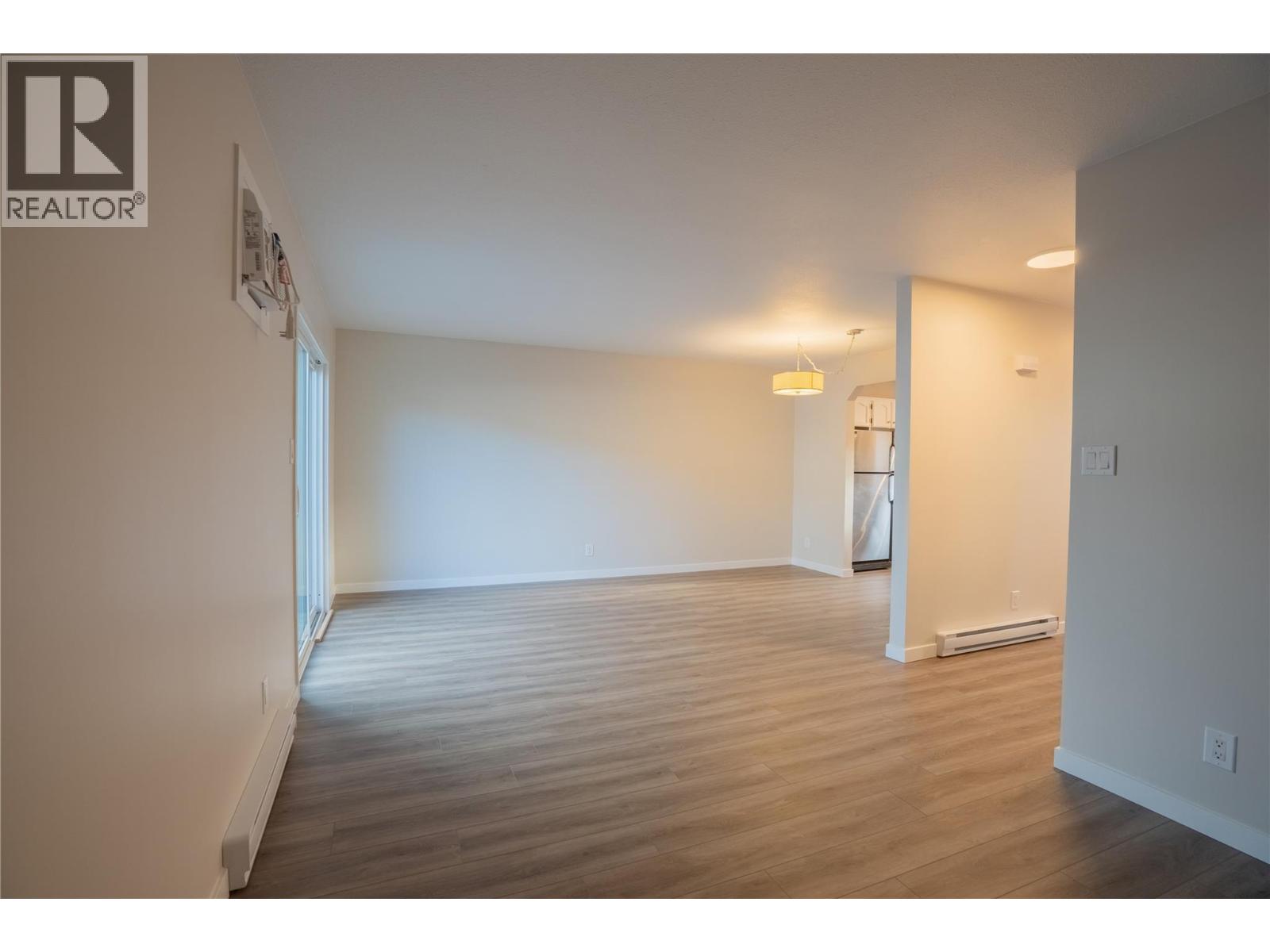 970 Oakville Street Unit# 111, Penticton, British Columbia  V2A 8J6 - Photo 6 - 10372050