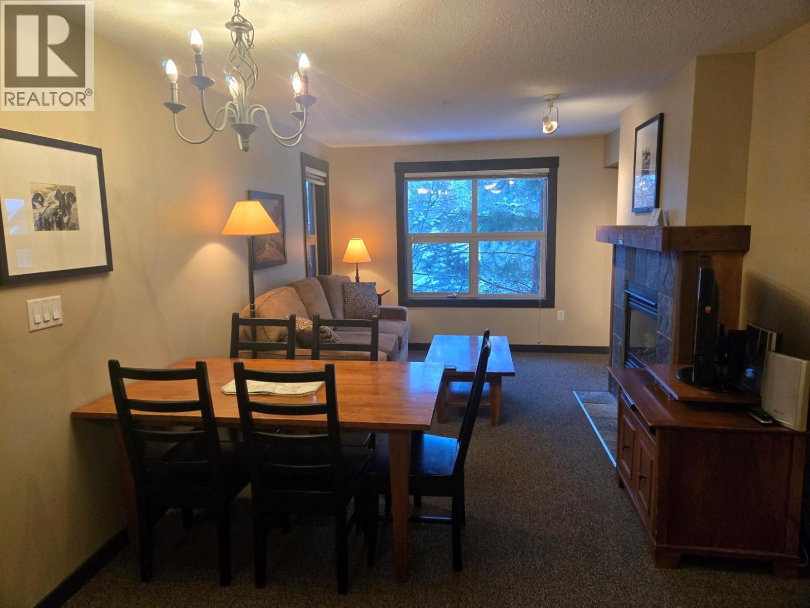 2070 Summit Drive Unit# 406, Panorama, British Columbia  V0A 1T0 - Photo 2 - 10372113