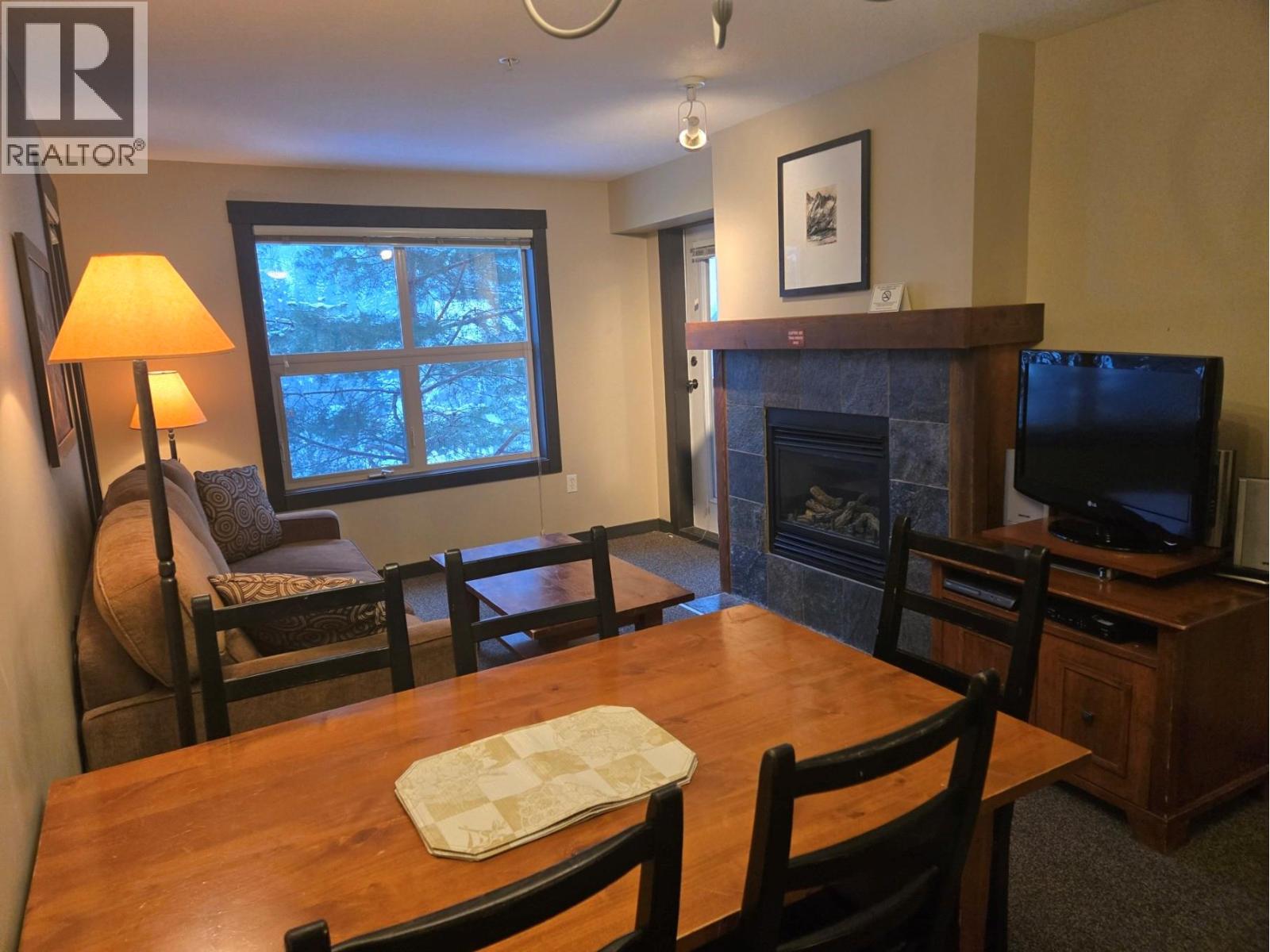 2070 Summit Drive Unit# 406, Panorama, British Columbia  V0A 1T0 - Photo 3 - 10372113