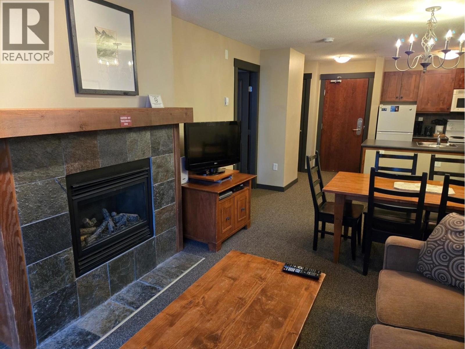 2070 Summit Drive Unit# 406, Panorama, British Columbia  V0A 1T0 - Photo 7 - 10372113