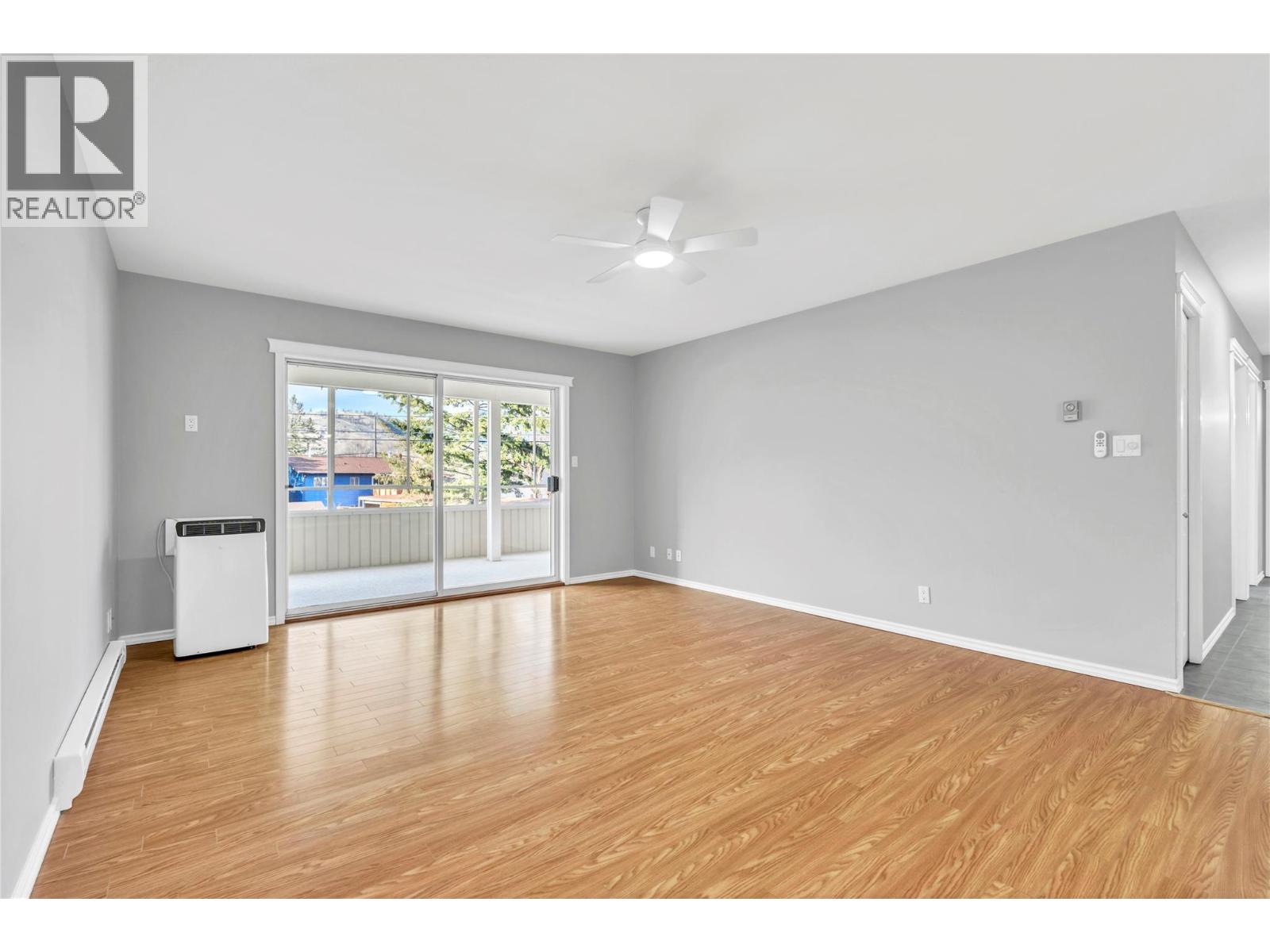 272 Green Avenue W Unit# 208, Penticton, British Columbia  V2A 3T2 - Photo 2 - 10372209