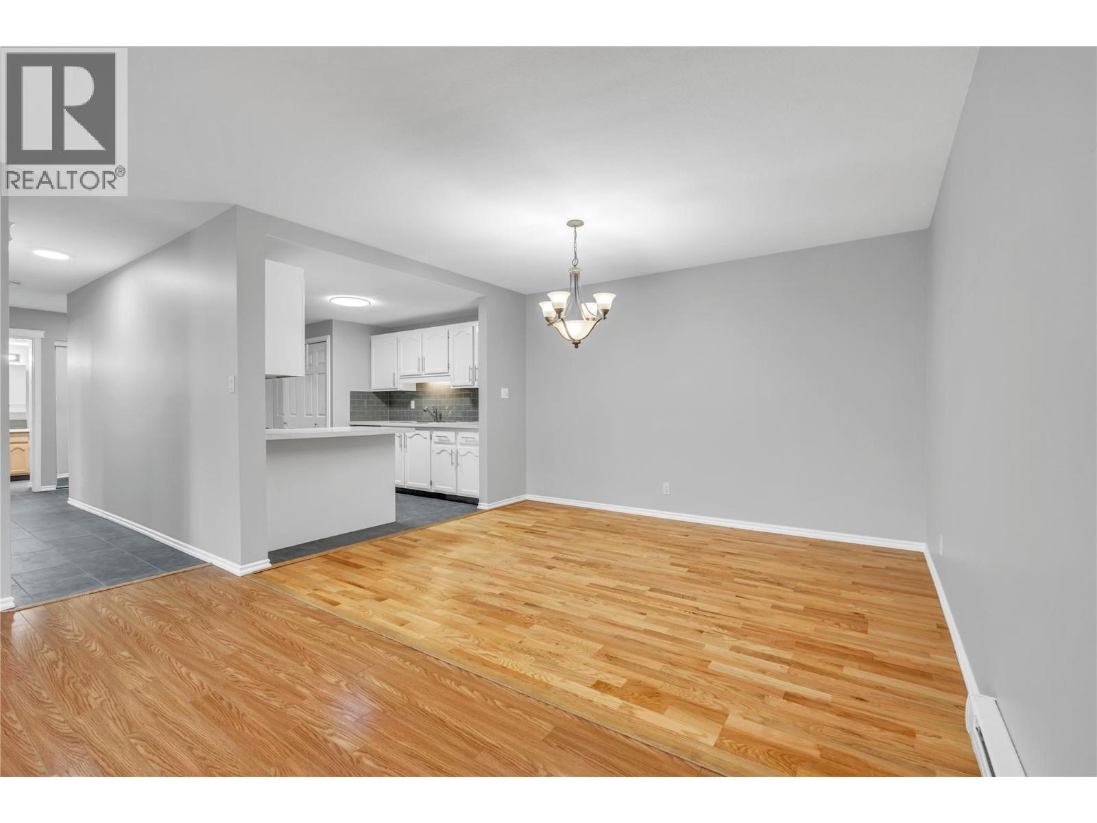 272 Green Avenue W Unit# 208, Penticton, British Columbia  V2A 3T2 - Photo 4 - 10372209