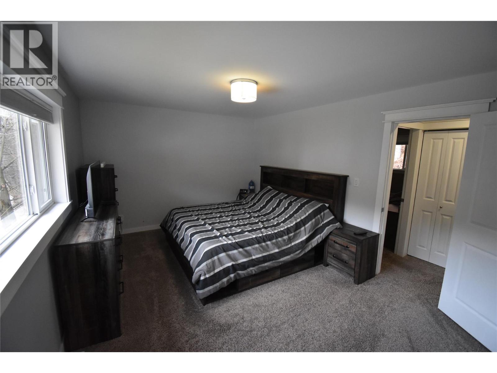 2201 Mcbride Street, Trail, British Columbia  V1R 3A6 - Photo 12 - 10372246