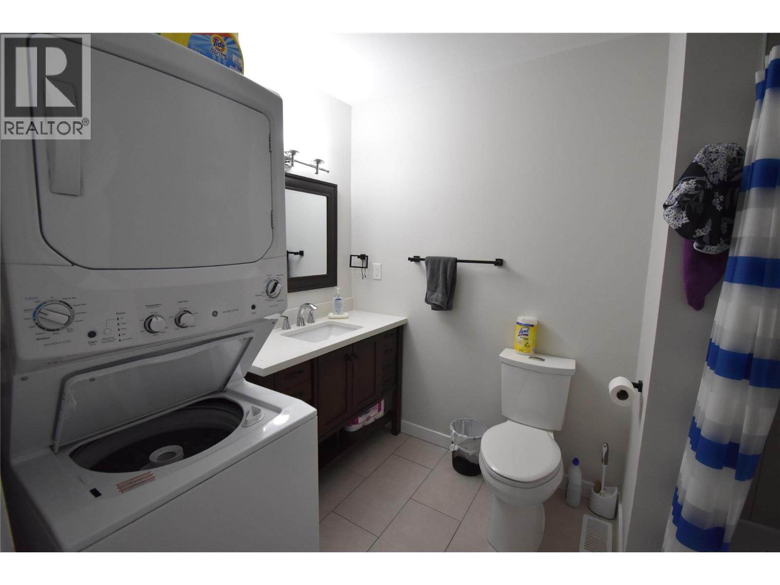 2201 Mcbride Street, Trail, British Columbia  V1R 3A6 - Photo 19 - 10372246