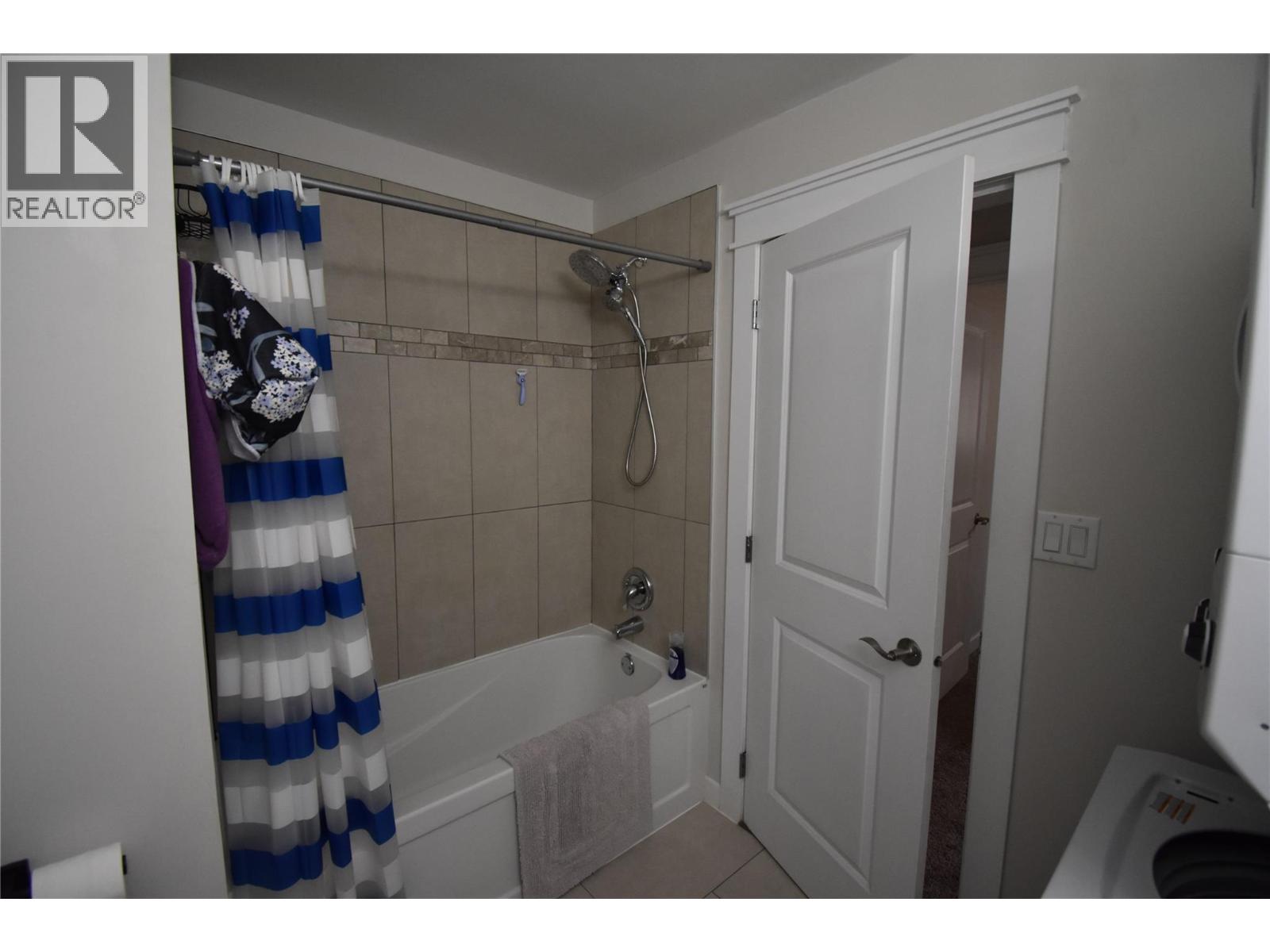 2201 Mcbride Street, Trail, British Columbia  V1R 3A6 - Photo 20 - 10372246