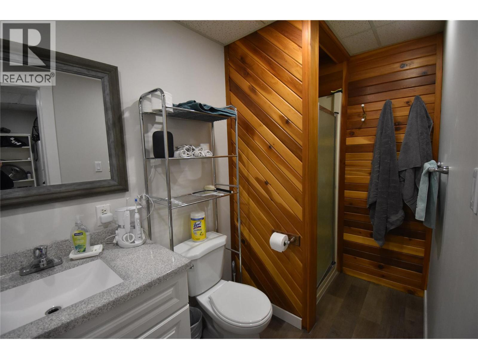 2201 Mcbride Street, Trail, British Columbia  V1R 3A6 - Photo 24 - 10372246