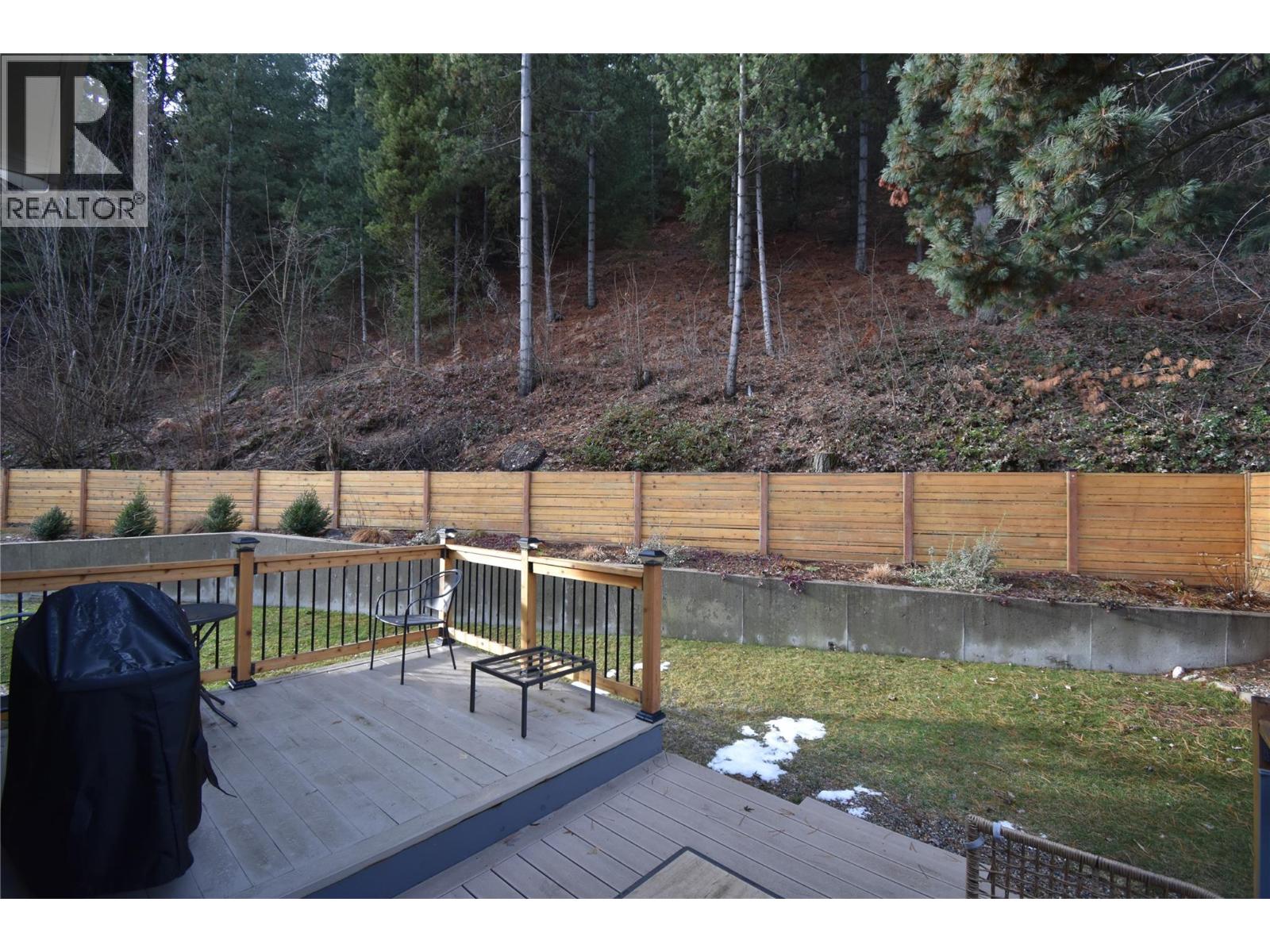 2201 Mcbride Street, Trail, British Columbia  V1R 3A6 - Photo 30 - 10372246