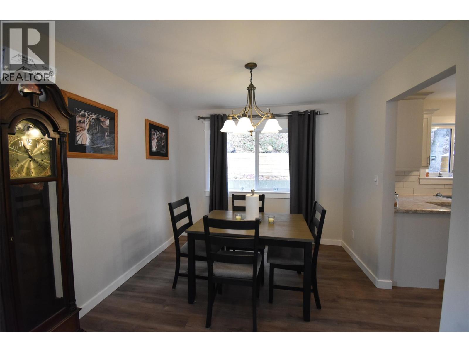 2201 Mcbride Street, Trail, British Columbia  V1R 3A6 - Photo 6 - 10372246