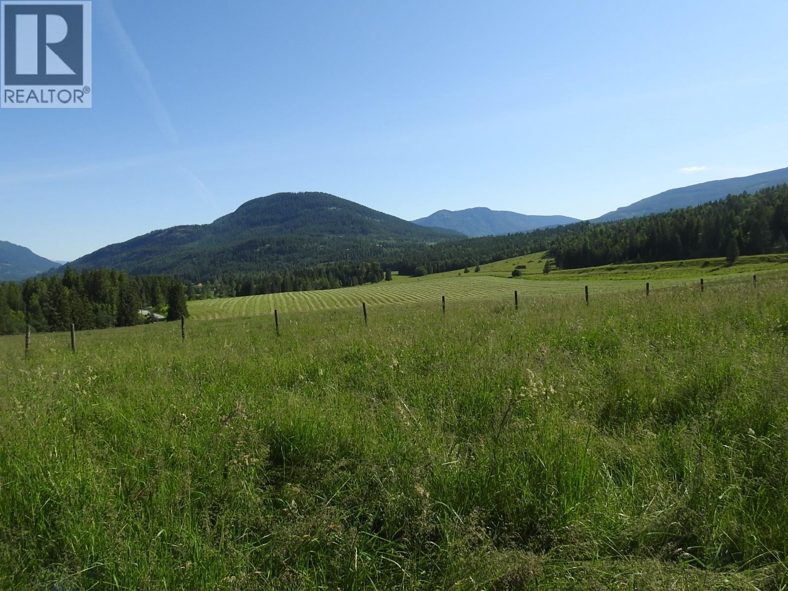 43 Sigalet Road, Lumby, British Columbia  V0E 2G6 - Photo 11 - 10371756