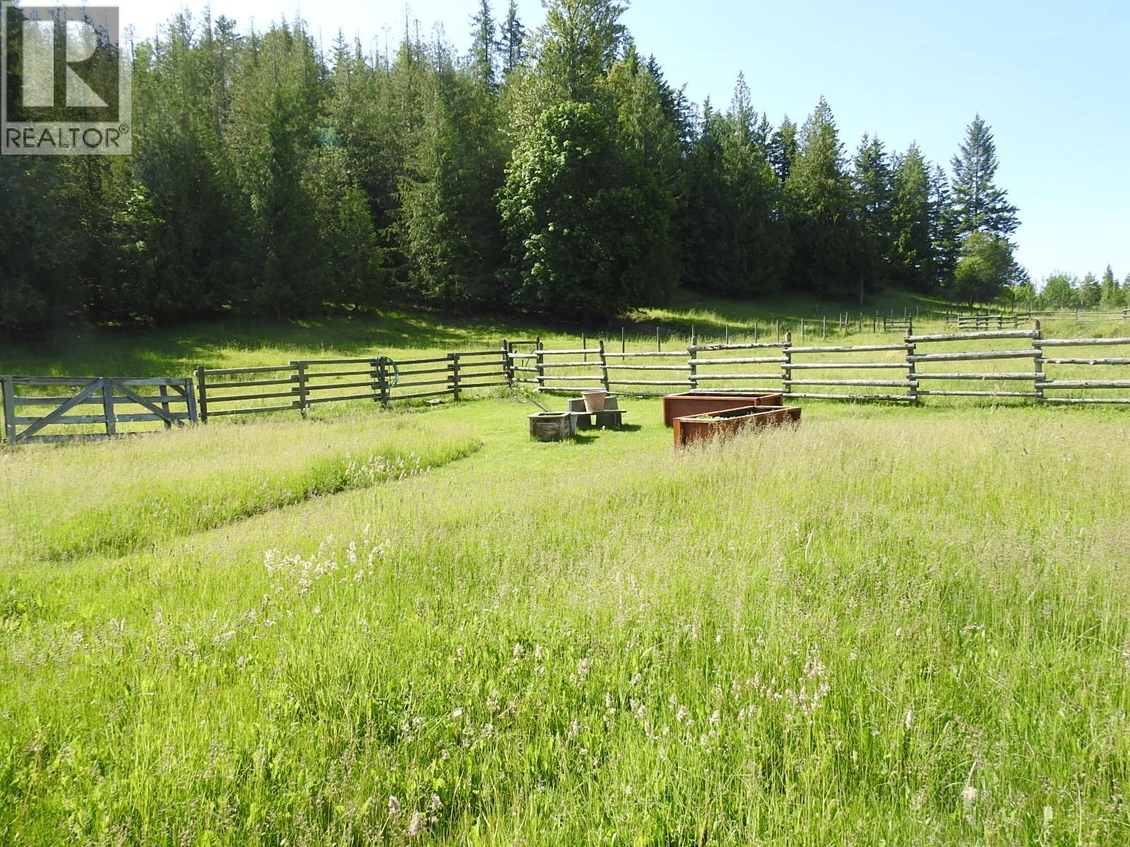 43 Sigalet Road, Lumby, British Columbia  V0E 2G6 - Photo 38 - 10371756