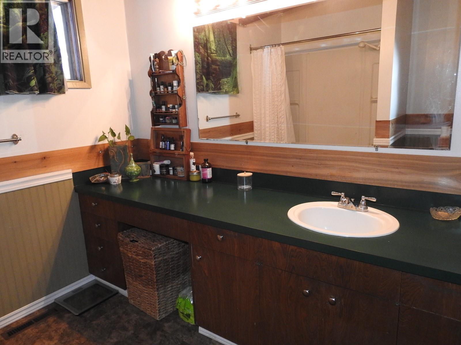 43 Sigalet Road, Lumby, British Columbia  V0E 2G6 - Photo 89 - 10371756