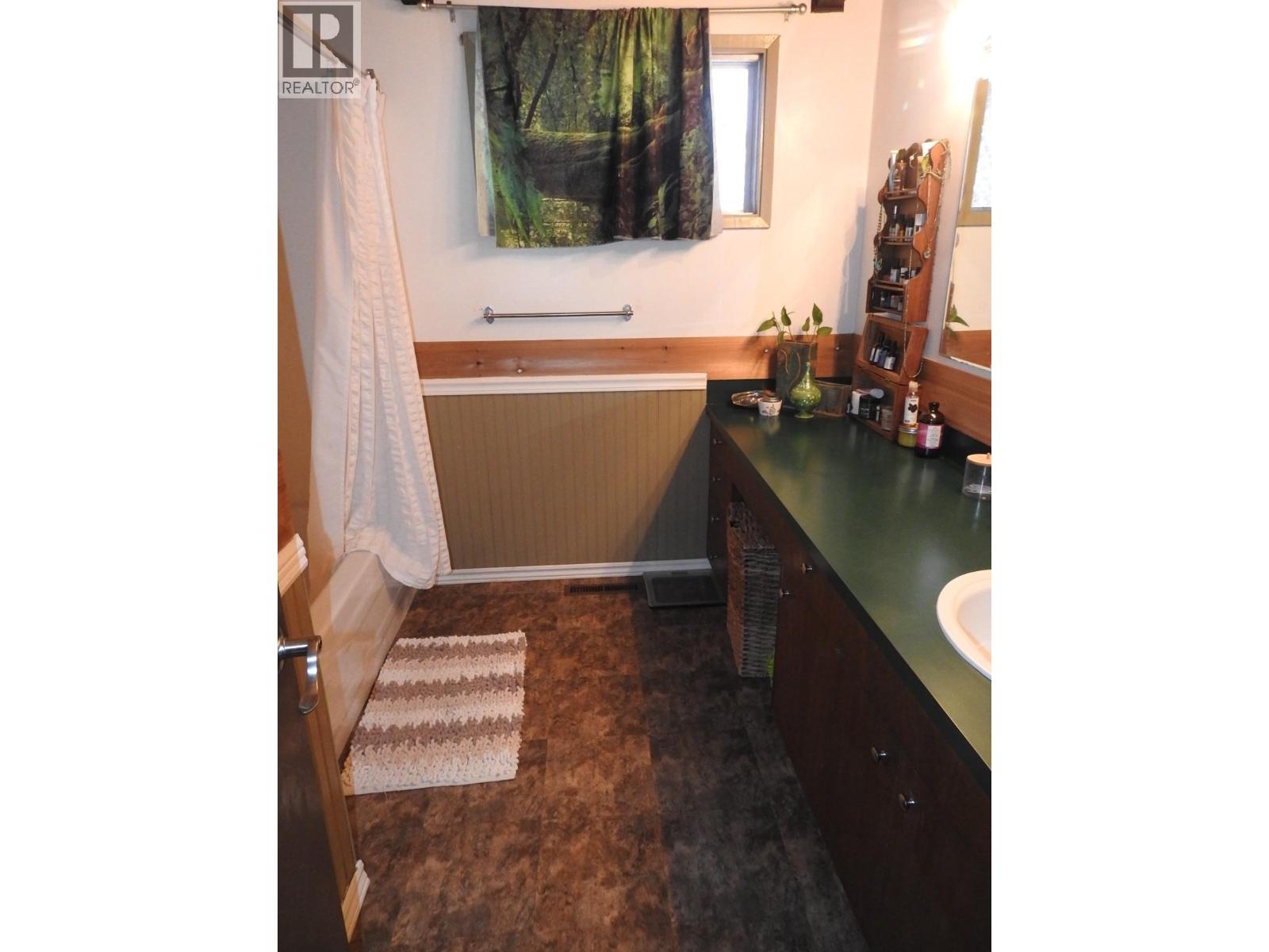 43 Sigalet Road, Lumby, British Columbia  V0E 2G6 - Photo 90 - 10371756