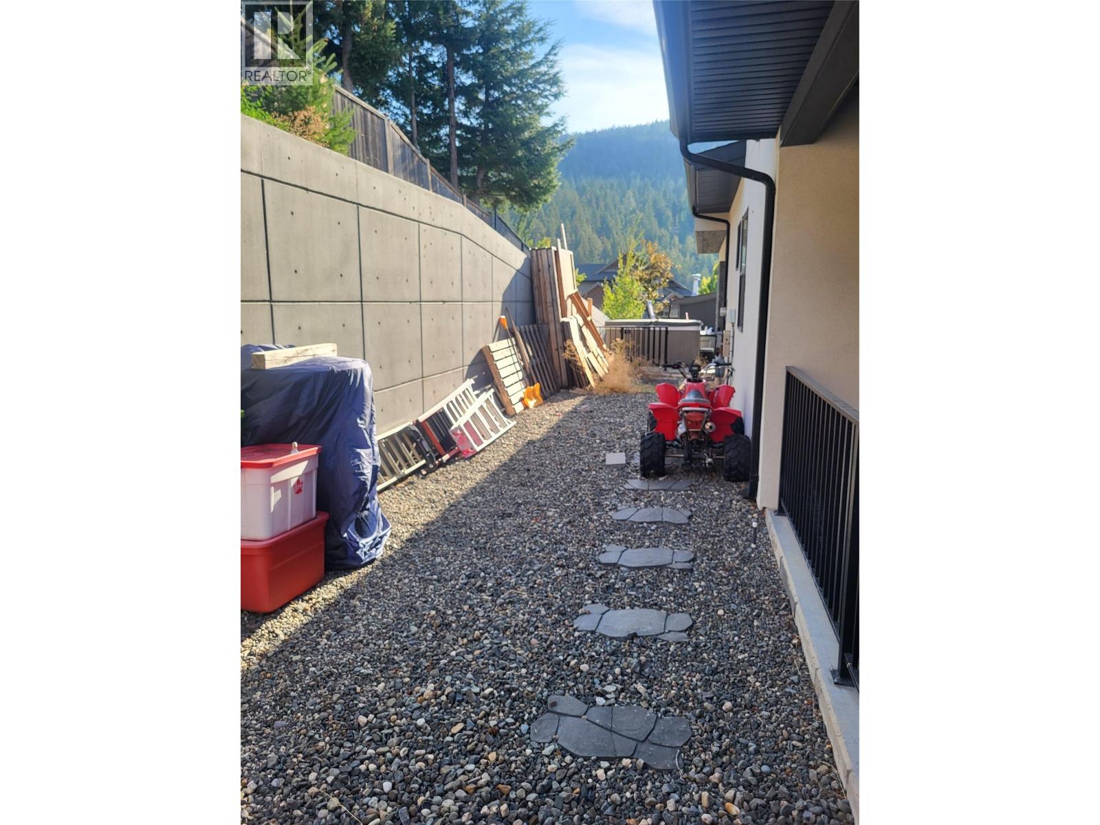 1701 Birkenhead Place, Kamloops, British Columbia  V2E 2T6 - Photo 26 - 10372380
