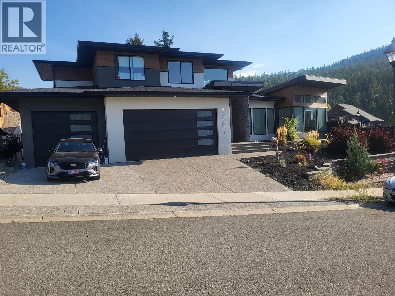 1701 Birkenhead Place, Kamloops, British Columbia  V2E 2T6 - Photo 3 - 10372380