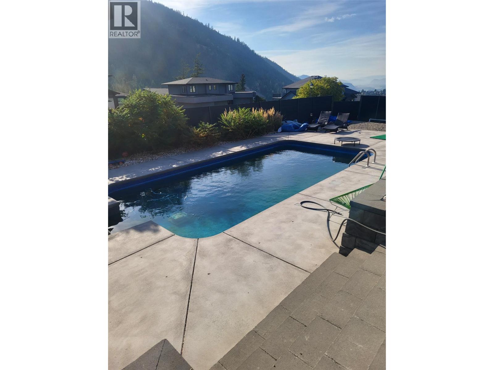 1701 Birkenhead Place, Kamloops, British Columbia  V2E 2T6 - Photo 33 - 10372380