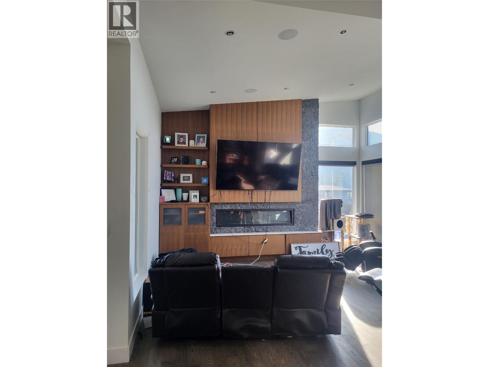 1701 Birkenhead Place, Kamloops, British Columbia  V2E 2T6 - Photo 38 - 10372380