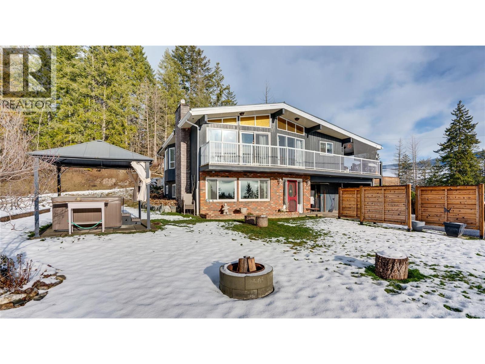 48 Stroulger Road, Enderby, British Columbia  V0E 1V3 - Photo 3 - 10371629