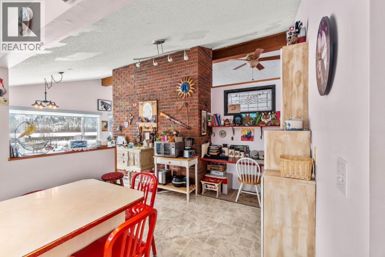 157 Bingo Ranch Road, Kamloops, British Columbia  V0E 1Z2 - Photo 4 - 10372384