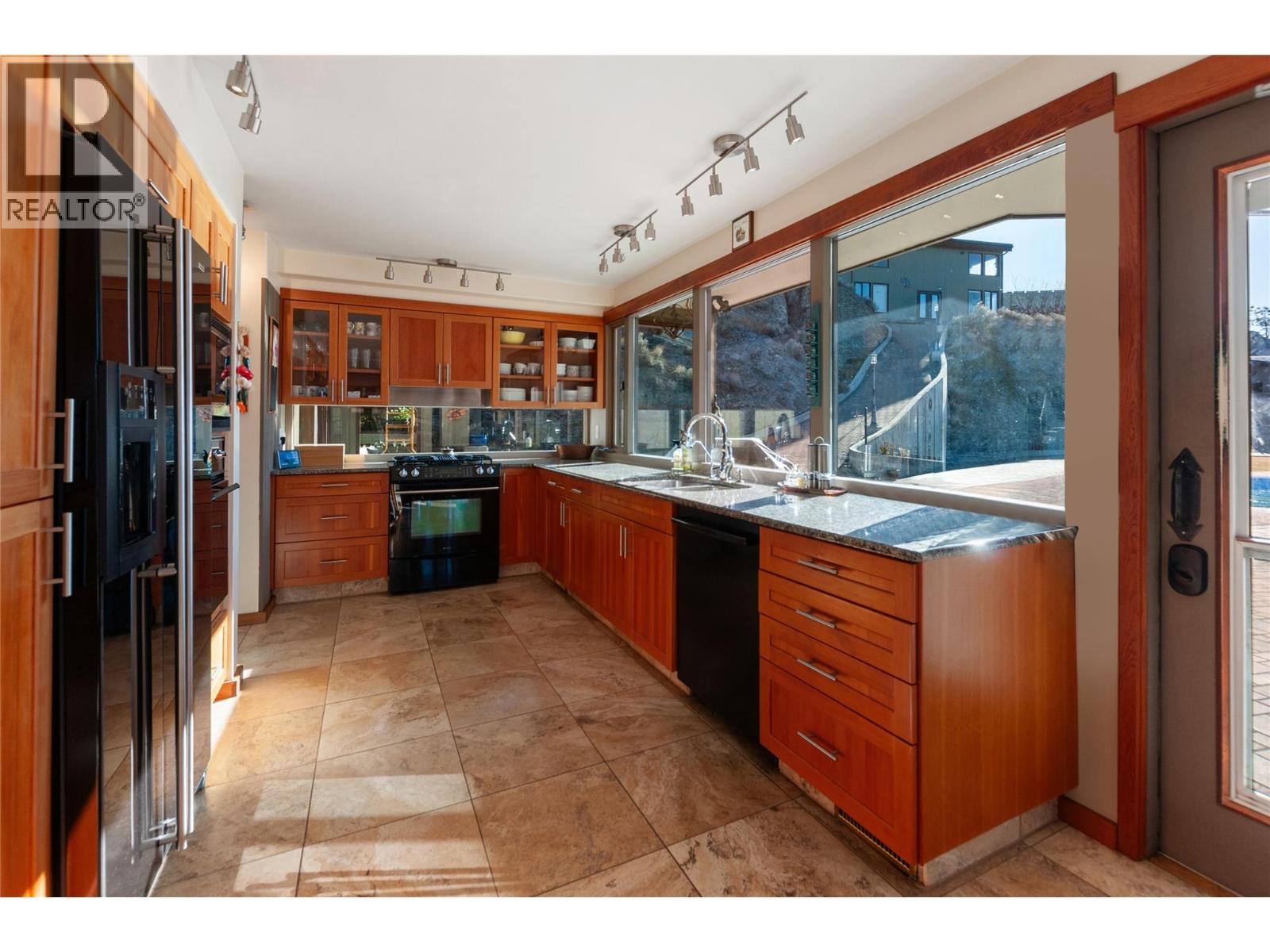 264 Eastside Road, Okanagan Falls, British Columbia  V0H 1R0 - Photo 21 - 10372320