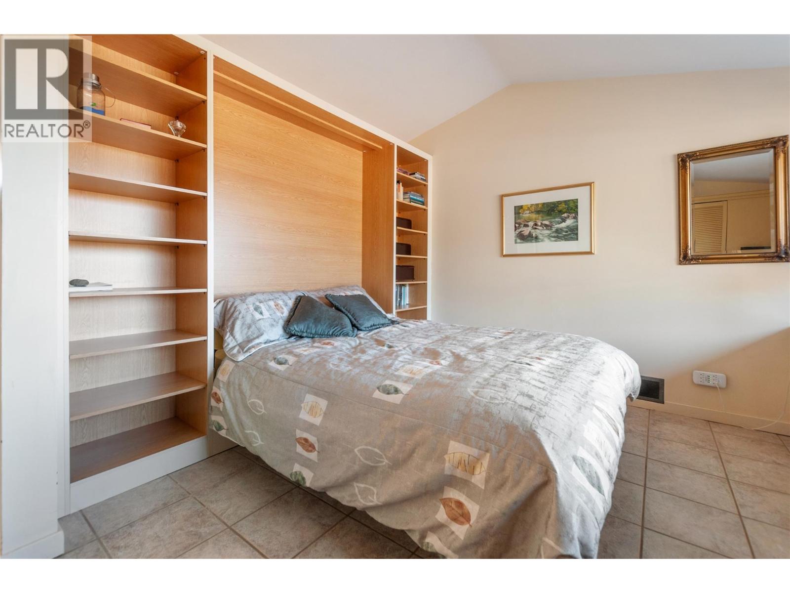 264 Eastside Road, Okanagan Falls, British Columbia  V0H 1R0 - Photo 30 - 10372320