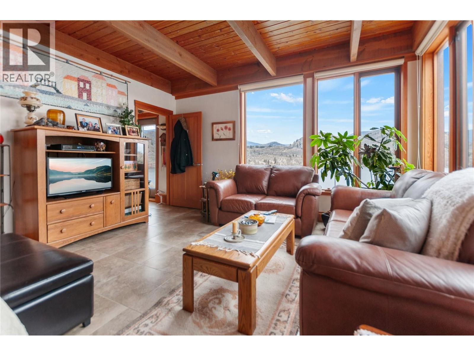 264 Eastside Road, Okanagan Falls, British Columbia  V0H 1R0 - Photo 41 - 10372320