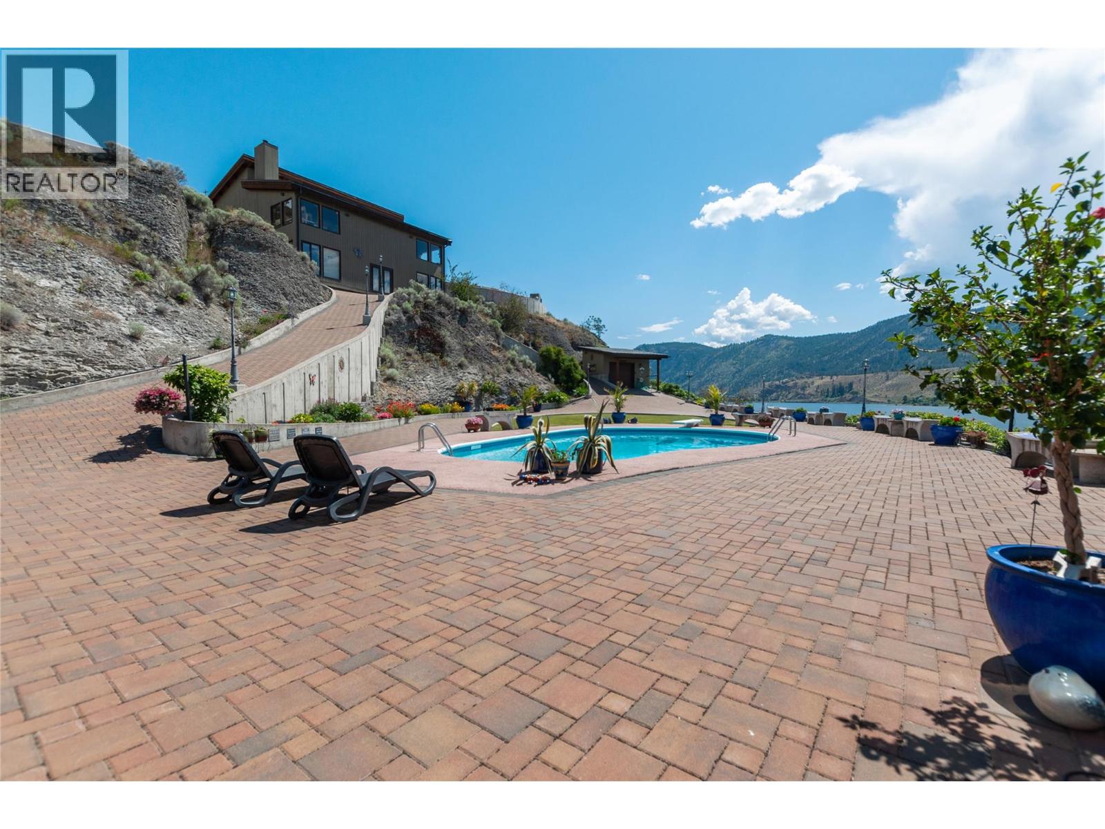 264 Eastside Road, Okanagan Falls, British Columbia  V0H 1R0 - Photo 58 - 10372320
