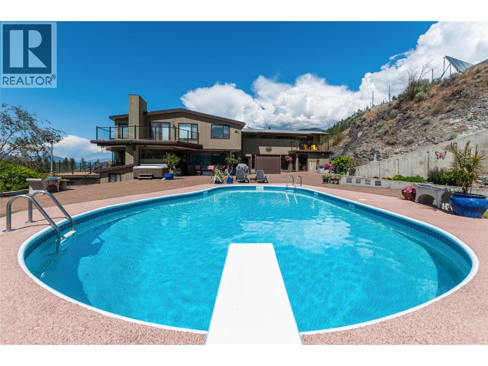 264 Eastside Road, Okanagan Falls, British Columbia  V0H 1R0 - Photo 60 - 10372320