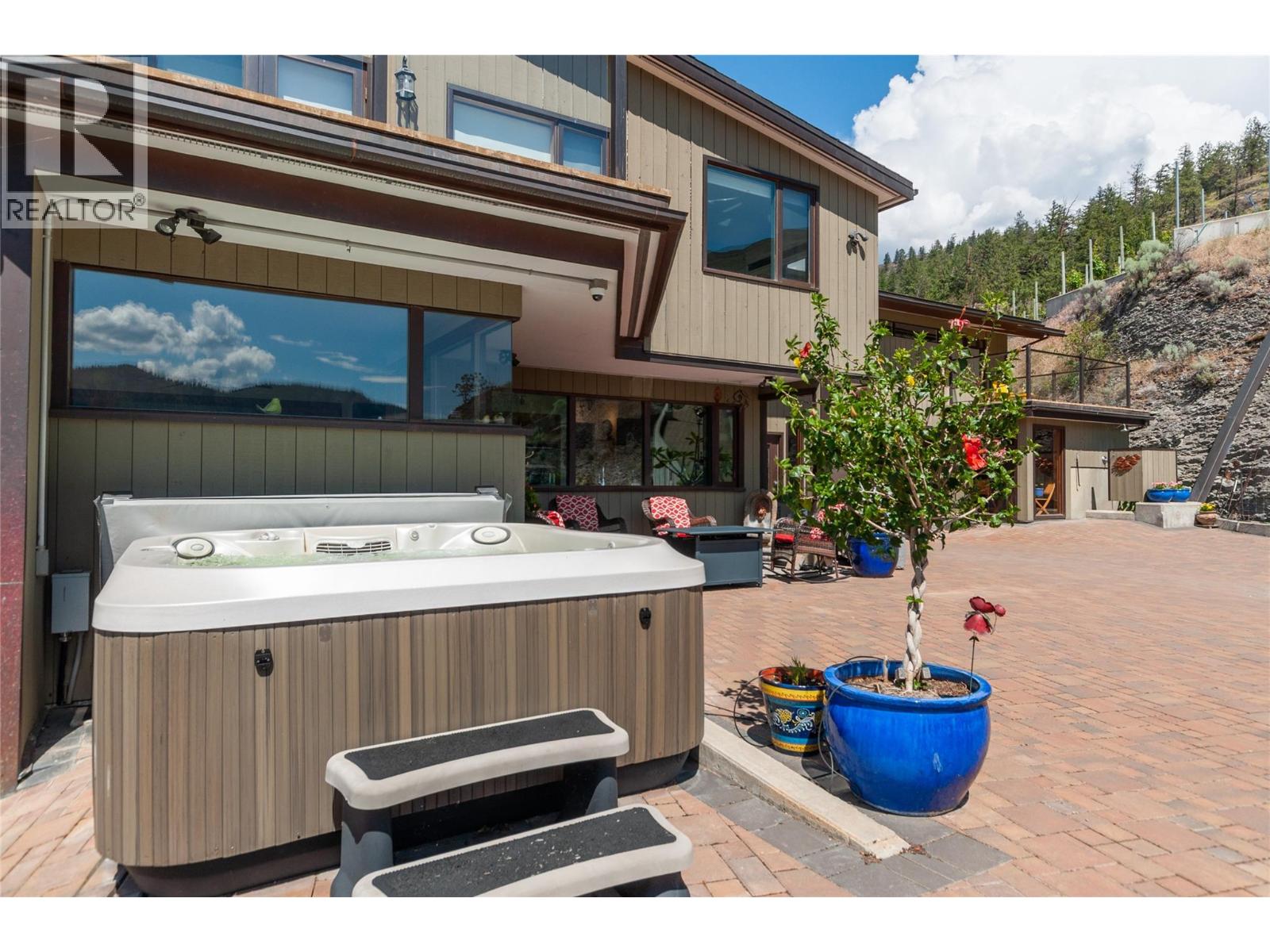 264 Eastside Road, Okanagan Falls, British Columbia  V0H 1R0 - Photo 62 - 10372320