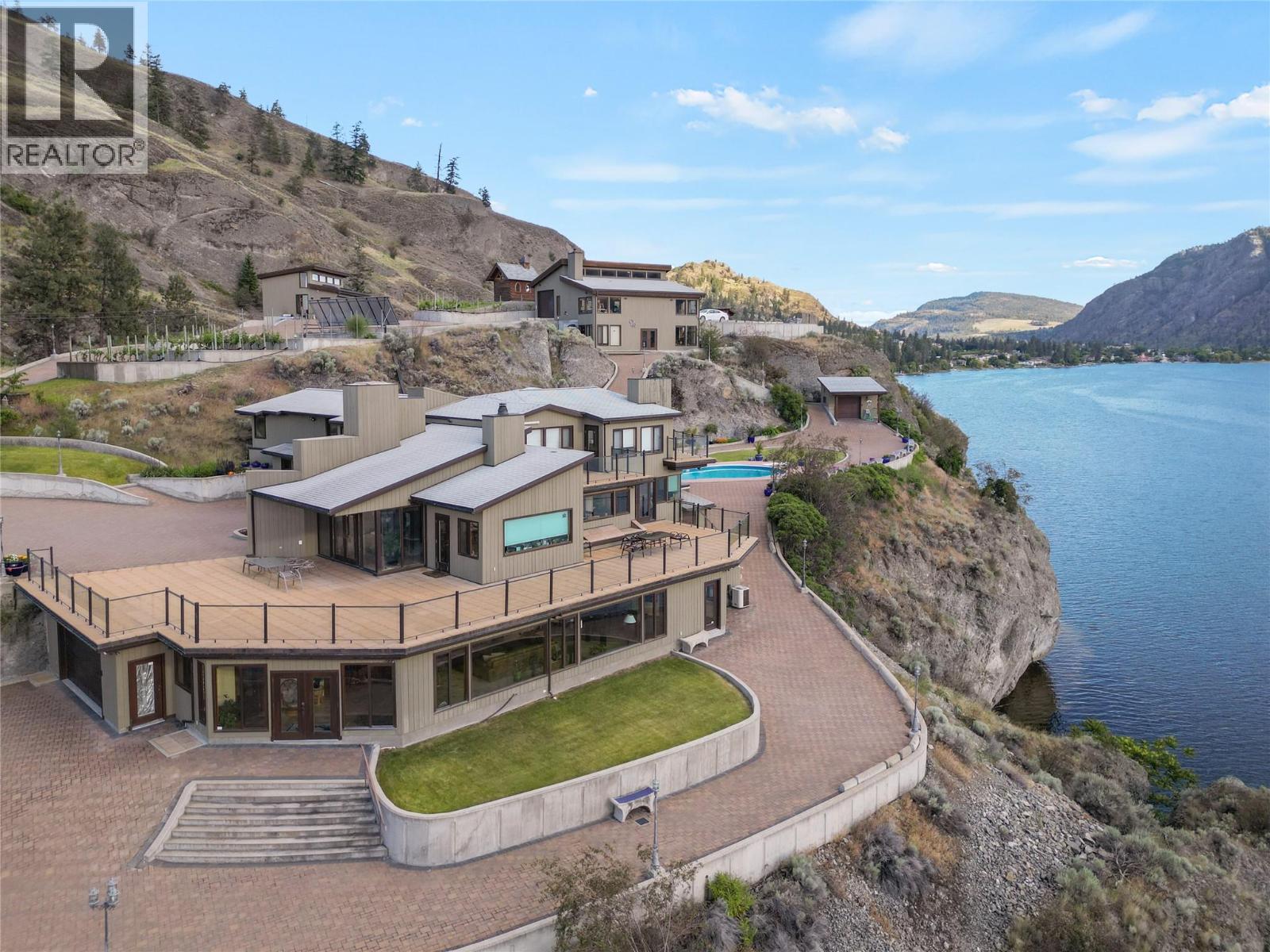264 Eastside Road, Okanagan Falls, British Columbia  V0H 1R0 - Photo 8 - 10372320