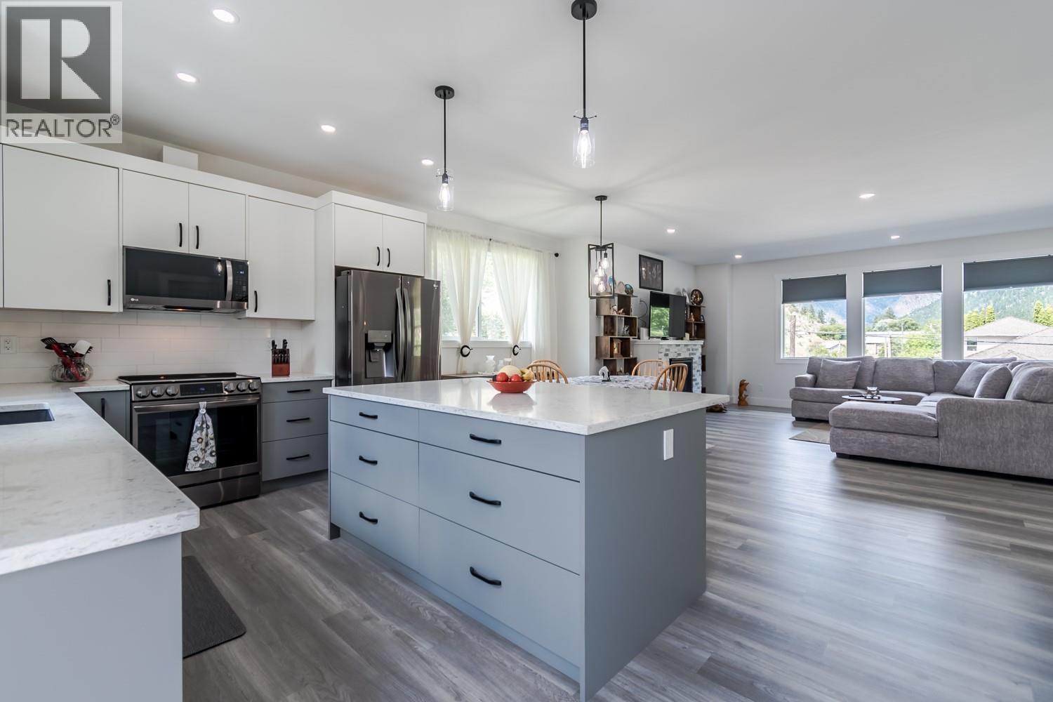 180 Hollywood Crescent, Lillooet, British Columbia  V0K 1V0 - Photo 43 - 10372417