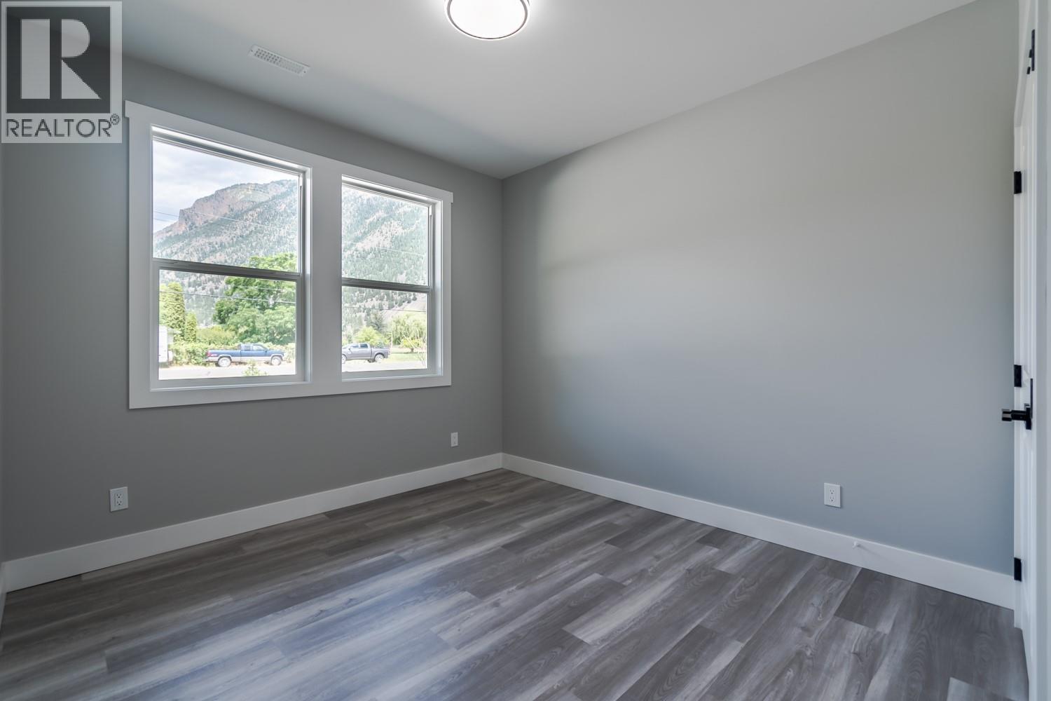 180 Hollywood Crescent, Lillooet, British Columbia  V0K 1V0 - Photo 9 - 10372417