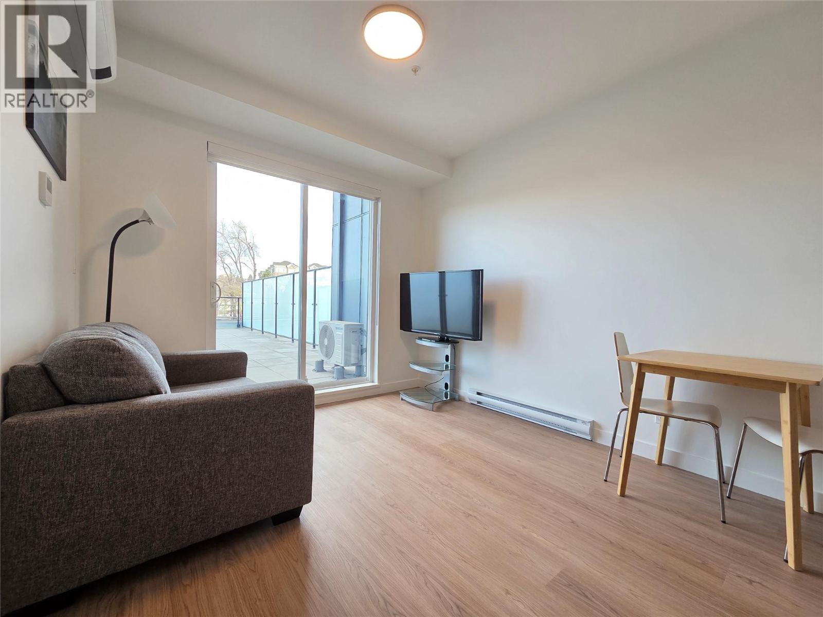 1380 Pridham Avenue Unit# 213, Kelowna, British Columbia  V1Y 6B9 - Photo 4 - 10372367