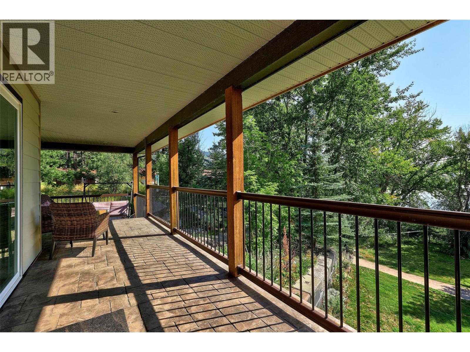 3060 Maquinna Road, Kamloops, British Columbia  V0E 3E1 - Photo 10 - 10372429