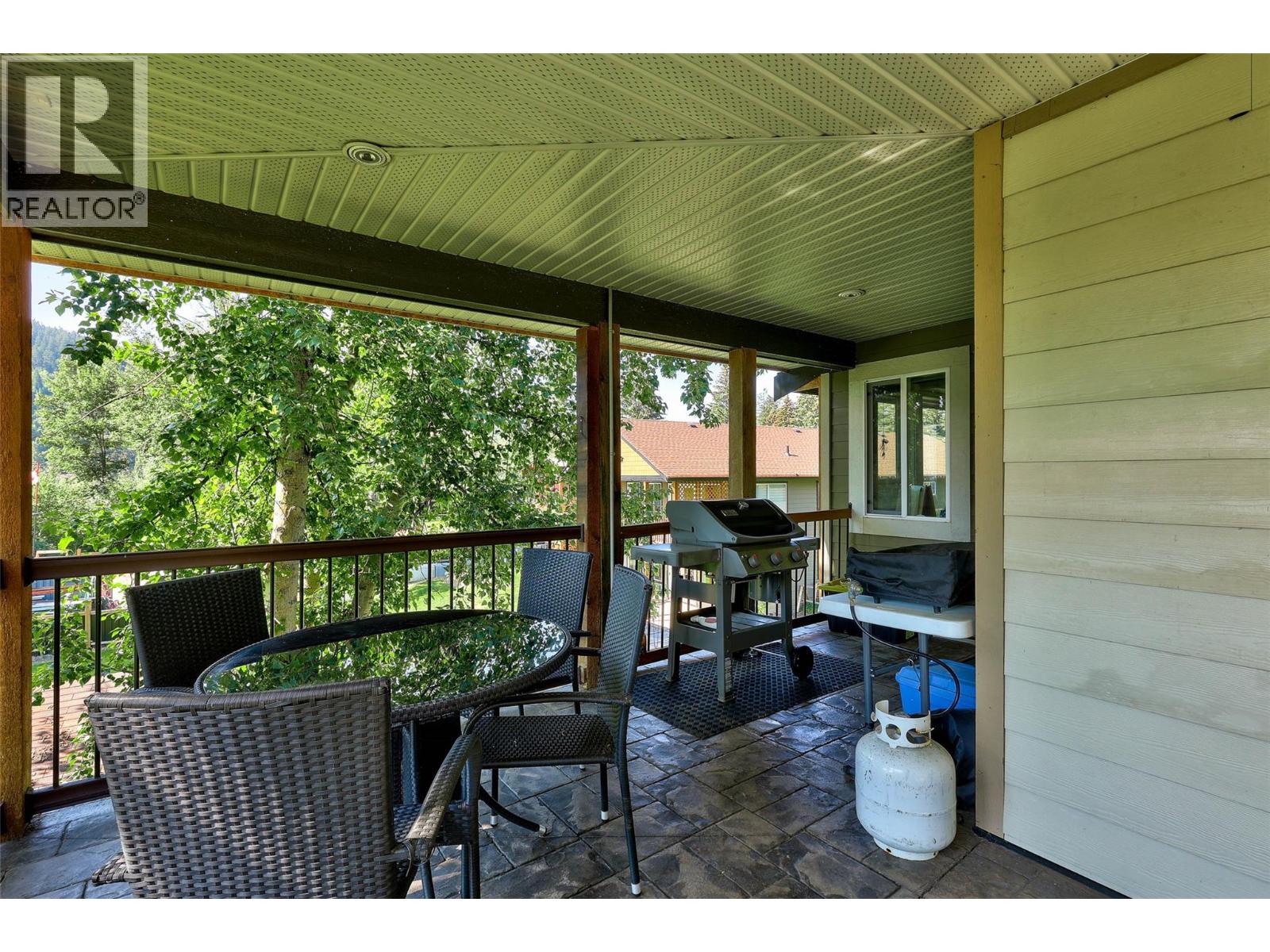 3060 Maquinna Road, Kamloops, British Columbia  V0E 3E1 - Photo 12 - 10372429