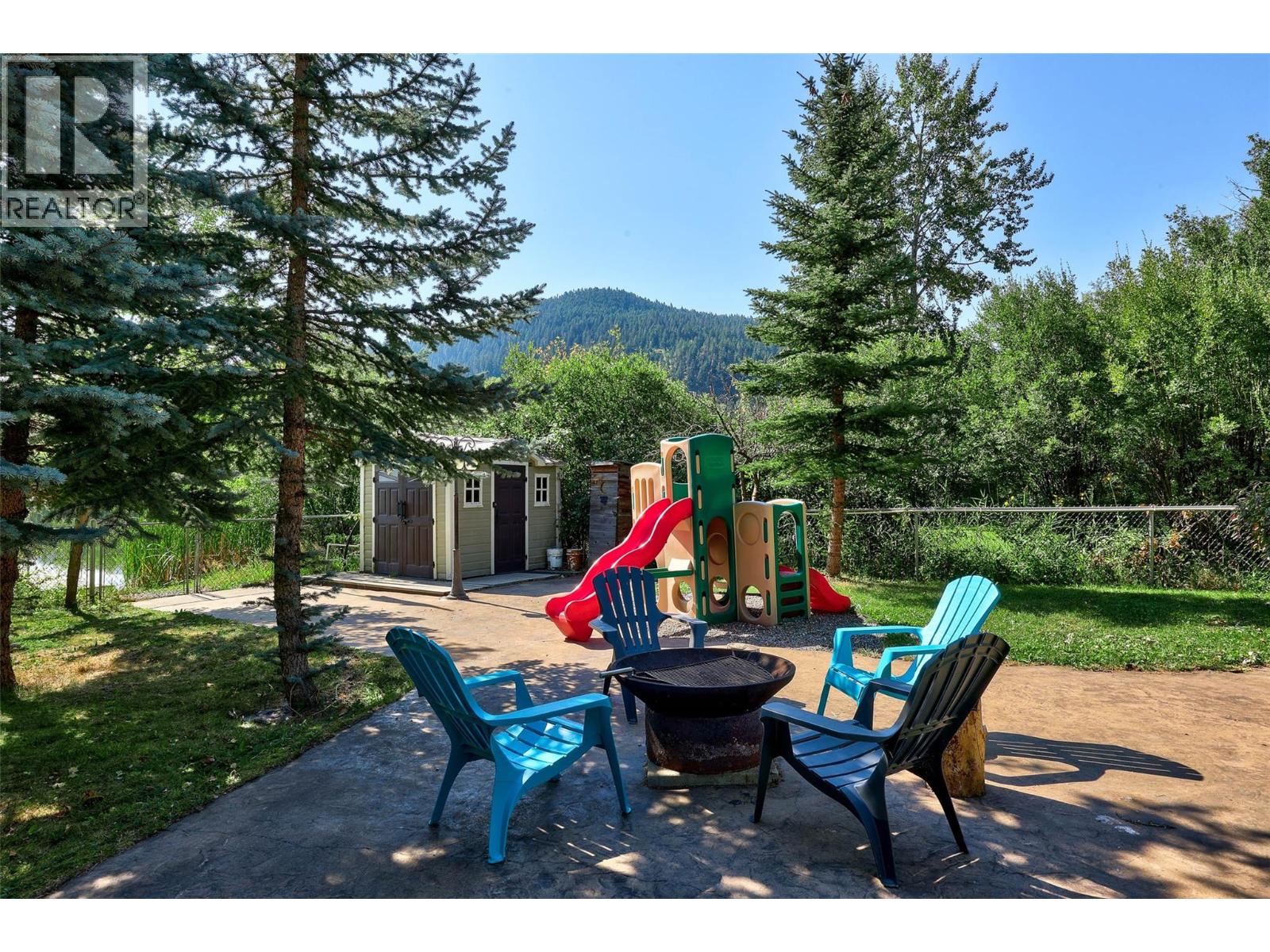 3060 Maquinna Road, Kamloops, British Columbia  V0E 3E1 - Photo 38 - 10372429
