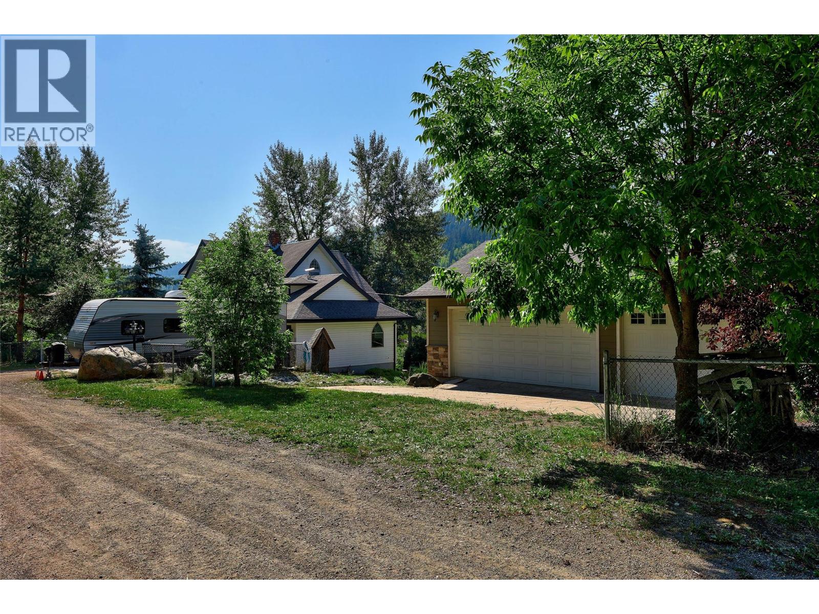 3060 Maquinna Road, Kamloops, British Columbia  V0E 3E1 - Photo 54 - 10372429