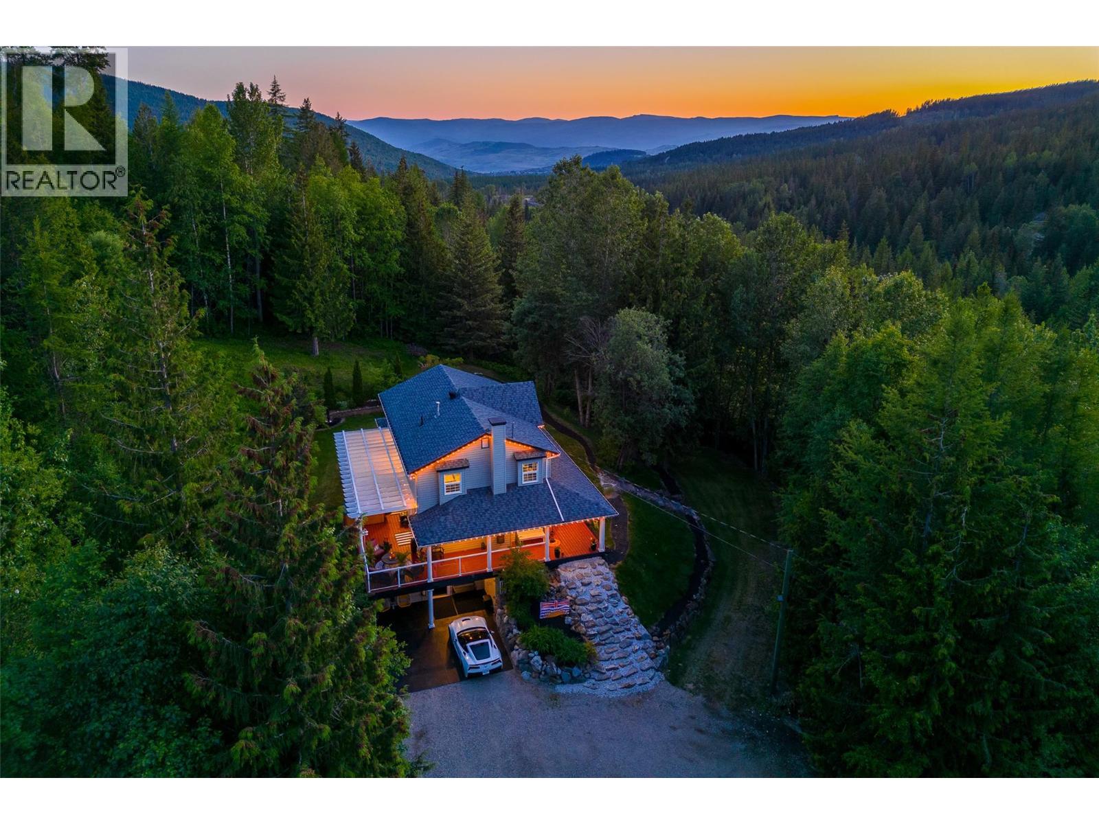 8765 Forsberg Road, Vernon, British Columbia  V1B 3M6 - Photo 3 - 10372318