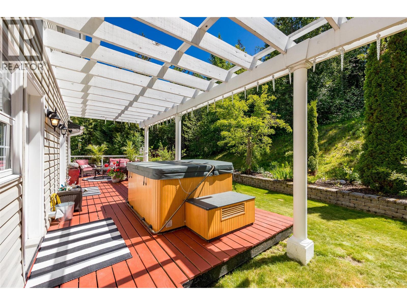 8765 Forsberg Road, Vernon, British Columbia  V1B 3M6 - Photo 35 - 10372318
