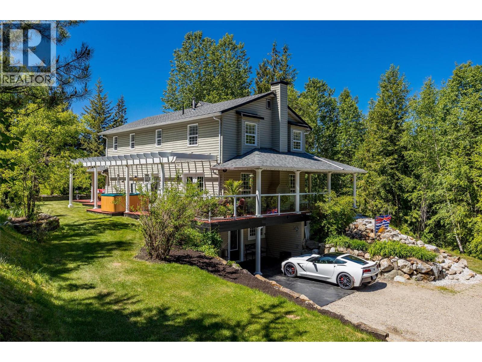 8765 Forsberg Road, Vernon, British Columbia  V1B 3M6 - Photo 4 - 10372318