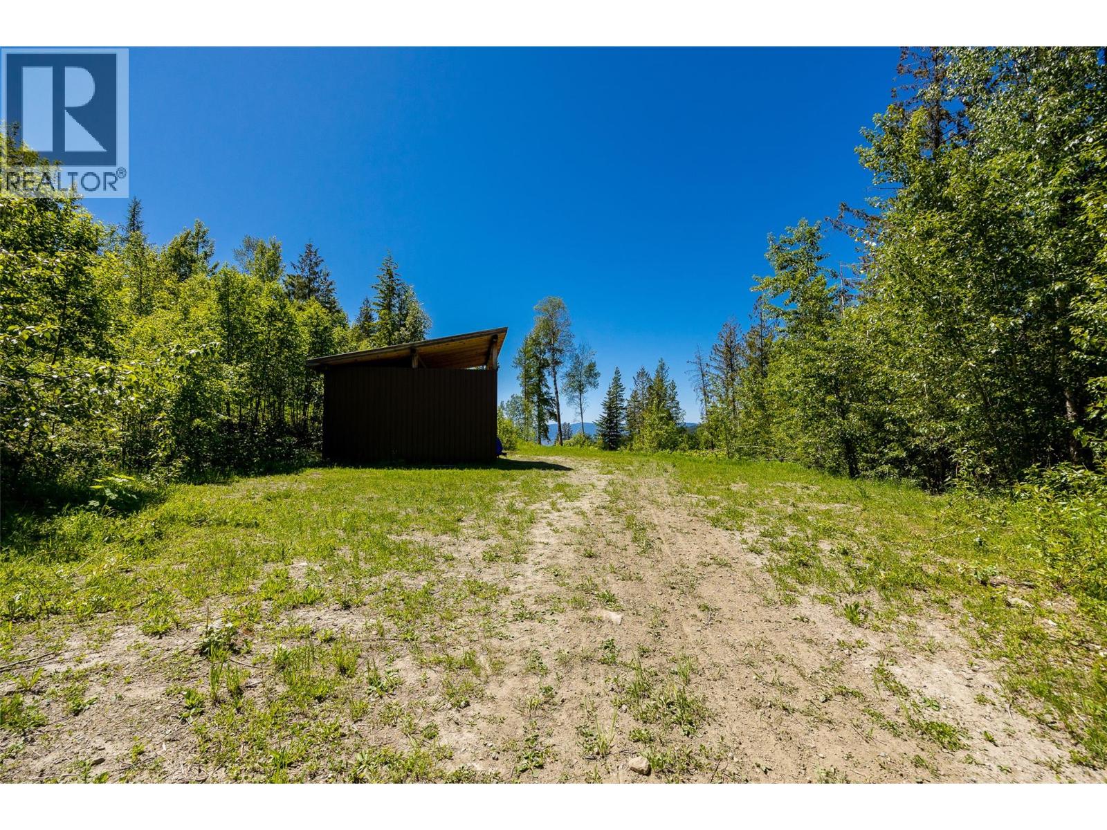 8765 Forsberg Road, Vernon, British Columbia  V1B 3M6 - Photo 47 - 10372318