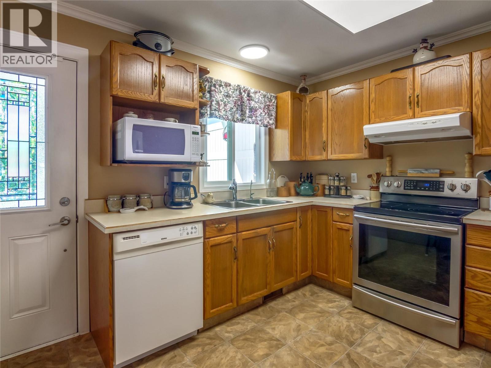 2445 South Main Street Unit# 102, Penticton, British Columbia  V2A 5J1 - Photo 11 - 10371945