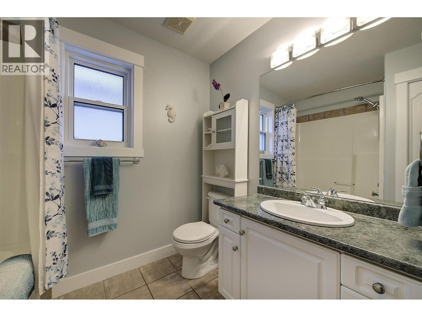 1682 Vineyard Drive, West Kelowna, British Columbia  V4T 2V8 - Photo 39 - 10371410