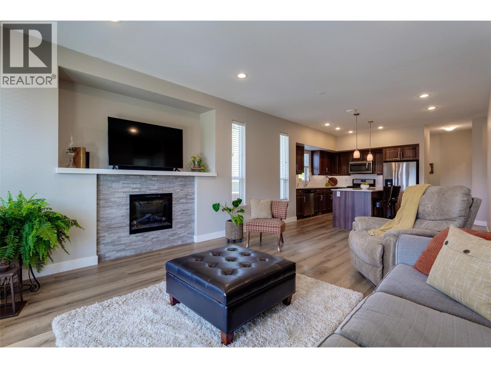 2490 Tuscany Drive Unit# 3, West Kelowna, British Columbia  V4T 3M4 - Photo 11 - 10372425