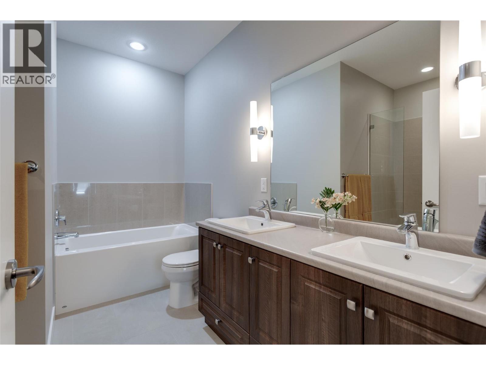 2490 Tuscany Drive Unit# 3, West Kelowna, British Columbia  V4T 3M4 - Photo 17 - 10372425