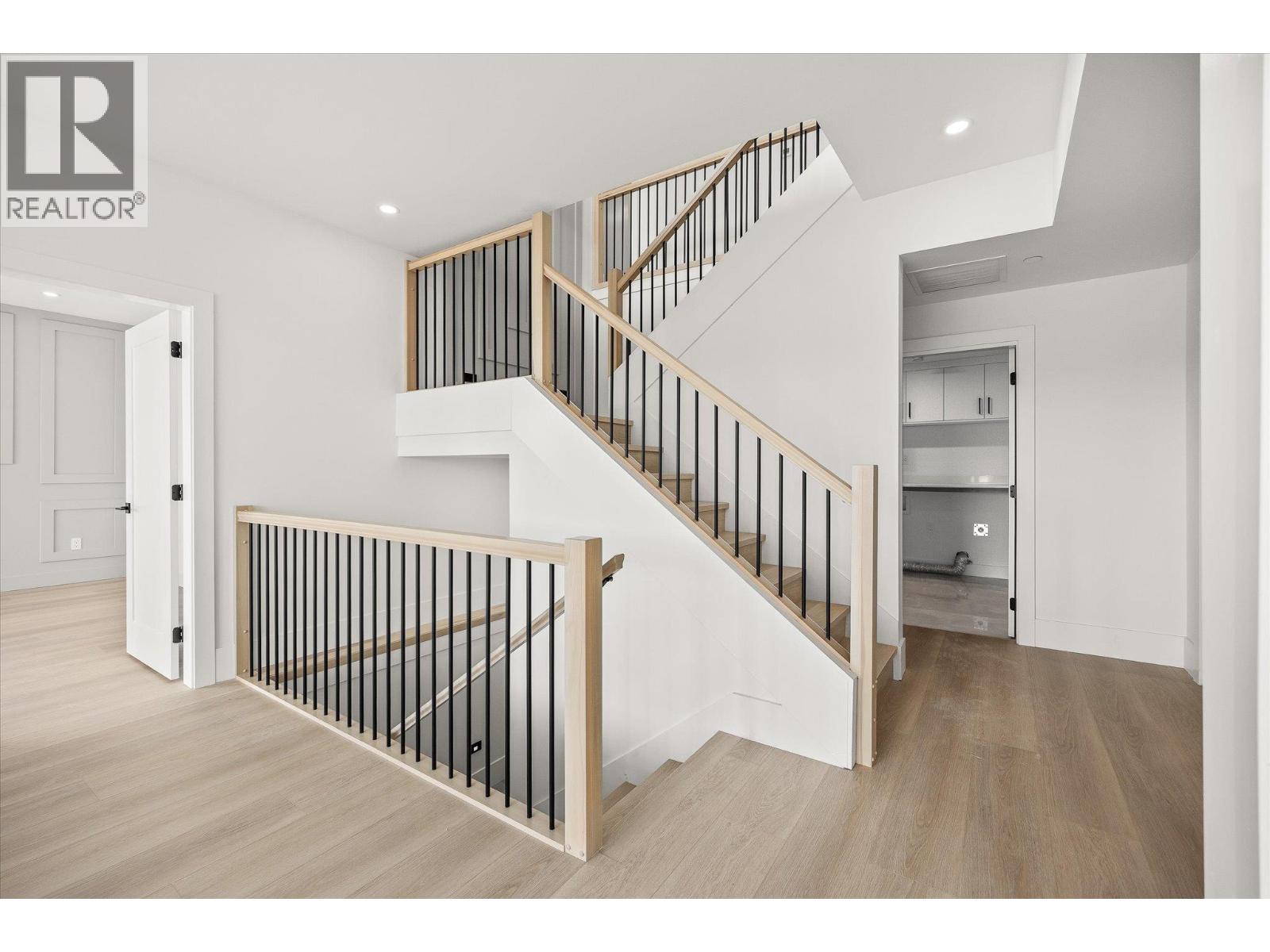 8916 Tavistock Road, Vernon, British Columbia  V1H 2L4 - Photo 31 - 10372407