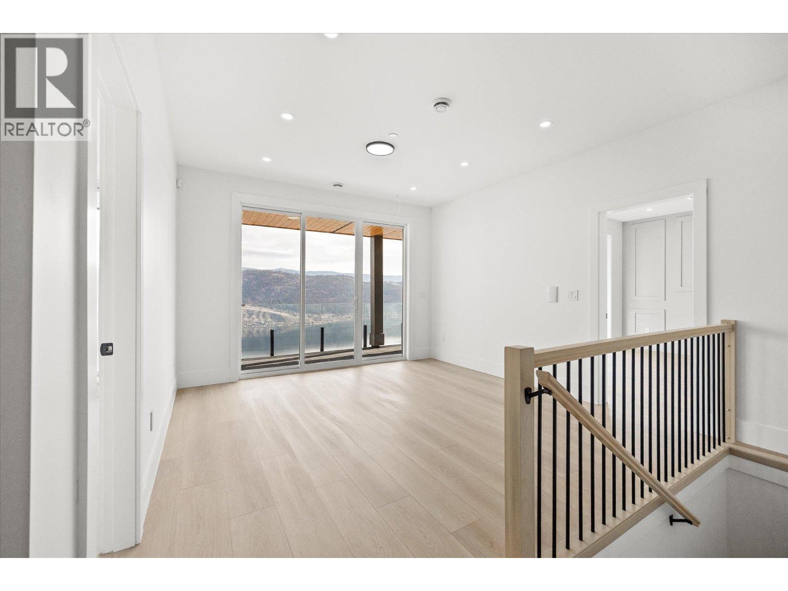 8916 Tavistock Road, Vernon, British Columbia  V1H 2L4 - Photo 32 - 10372407