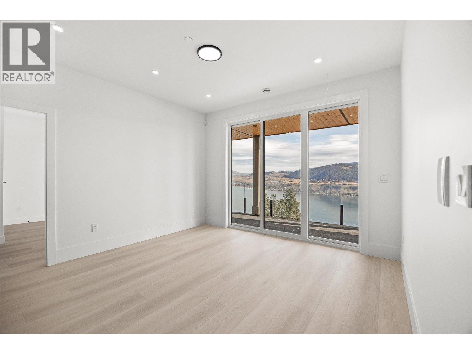 8916 Tavistock Road, Vernon, British Columbia  V1H 2L4 - Photo 33 - 10372407